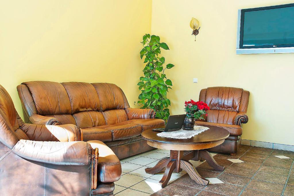 Linovo With Free Parking Hotel Riga Exterior photo