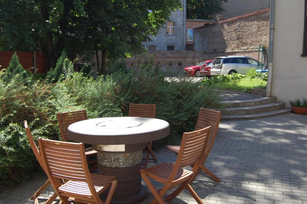 Linovo With Free Parking Hotel Riga Exterior photo