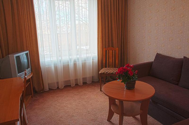 Linovo With Free Parking Hotel Riga Exterior photo